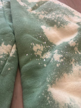 Load image into Gallery viewer, Hopelessly Romantic